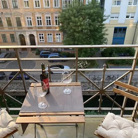 Innenstadt Refugium In Ruhiger Wasserlage+balkon Apartment Leipzig